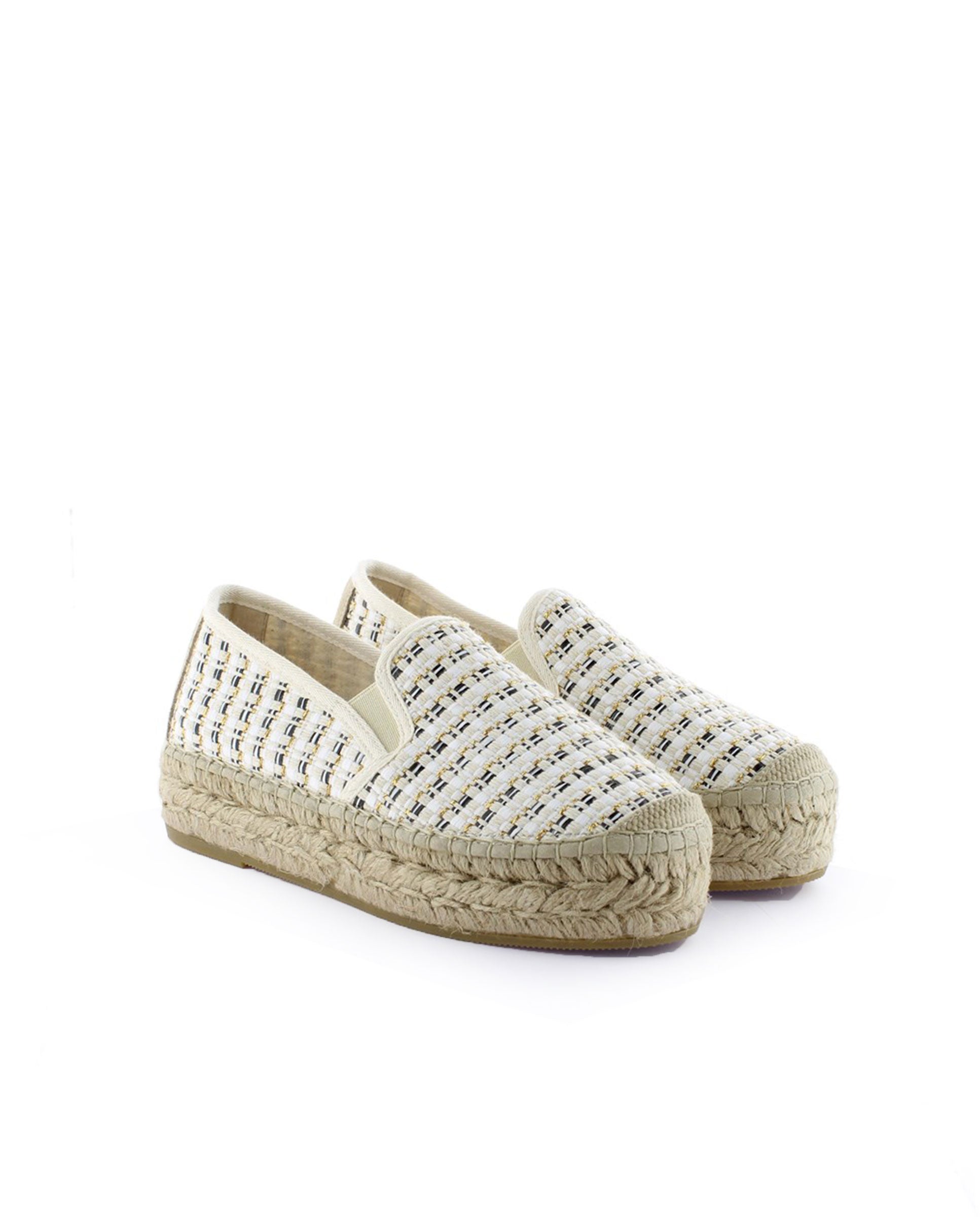 Slipper en Chanel Chic crudo Merde Doble