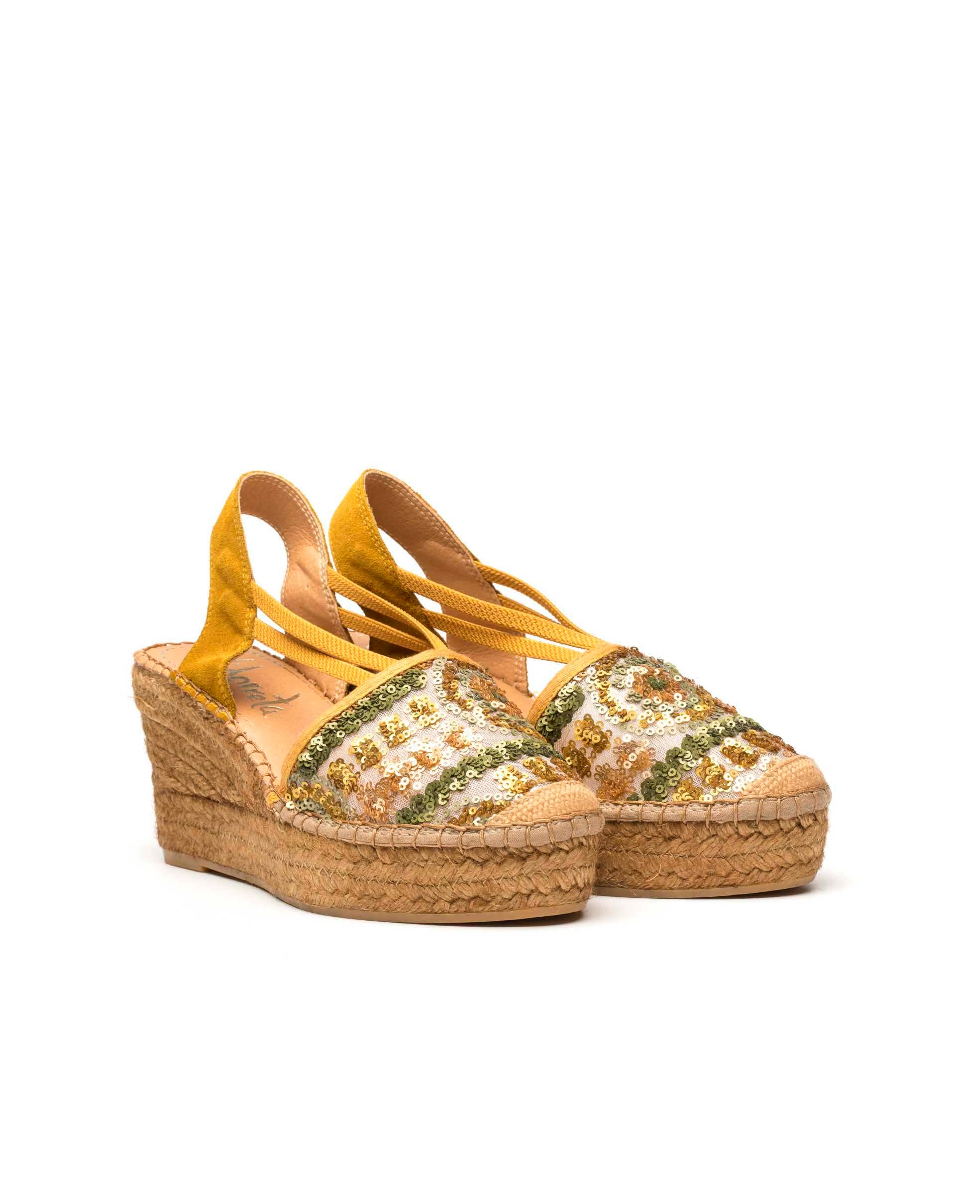 Sandalia kermesio mostaza