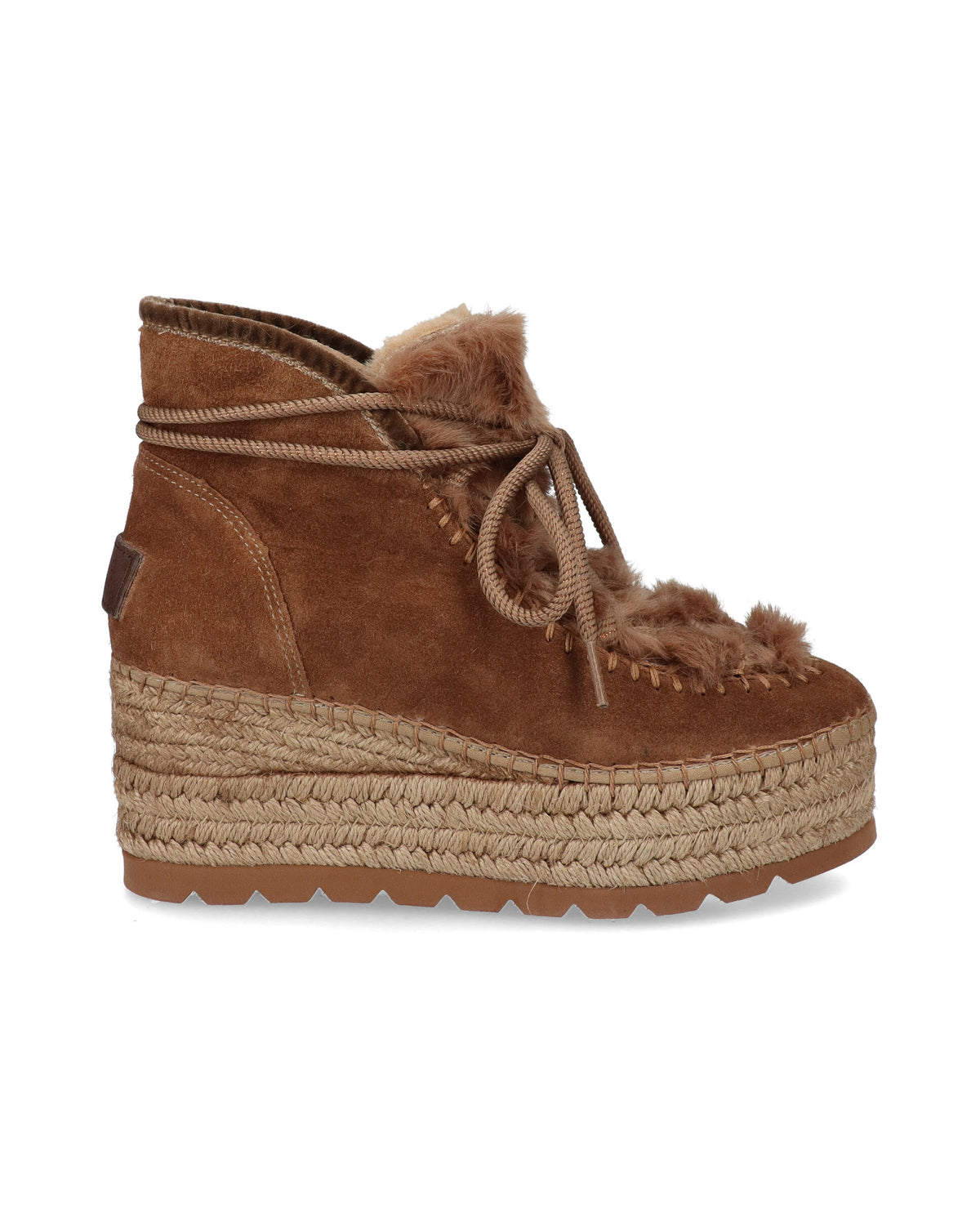 BOTA BAJA EN SERRAJE TAUPE CRETA