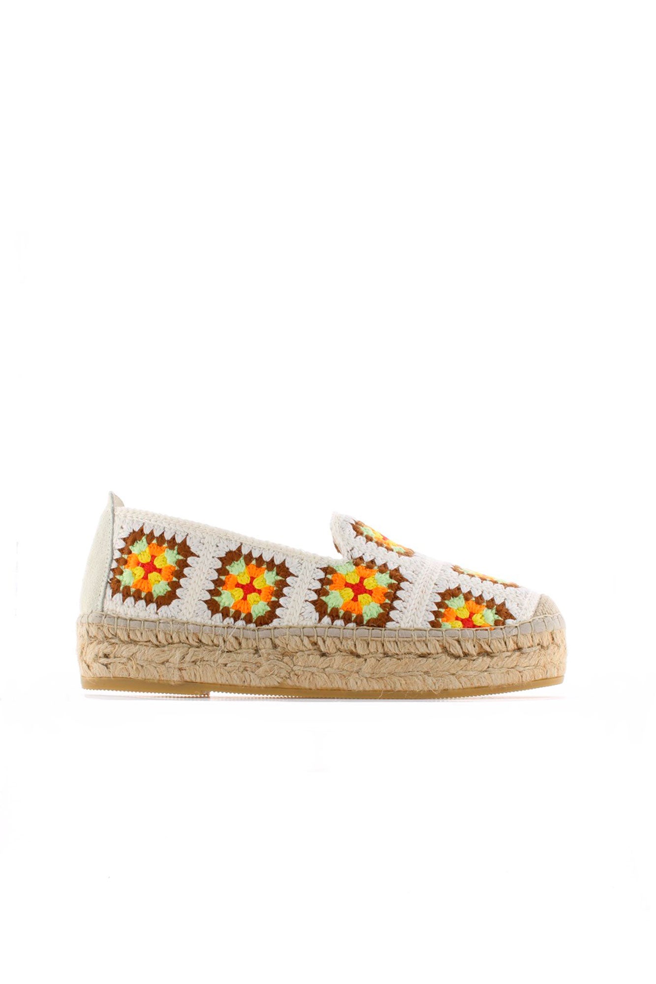 Slippers crochet apricot Merce Doble