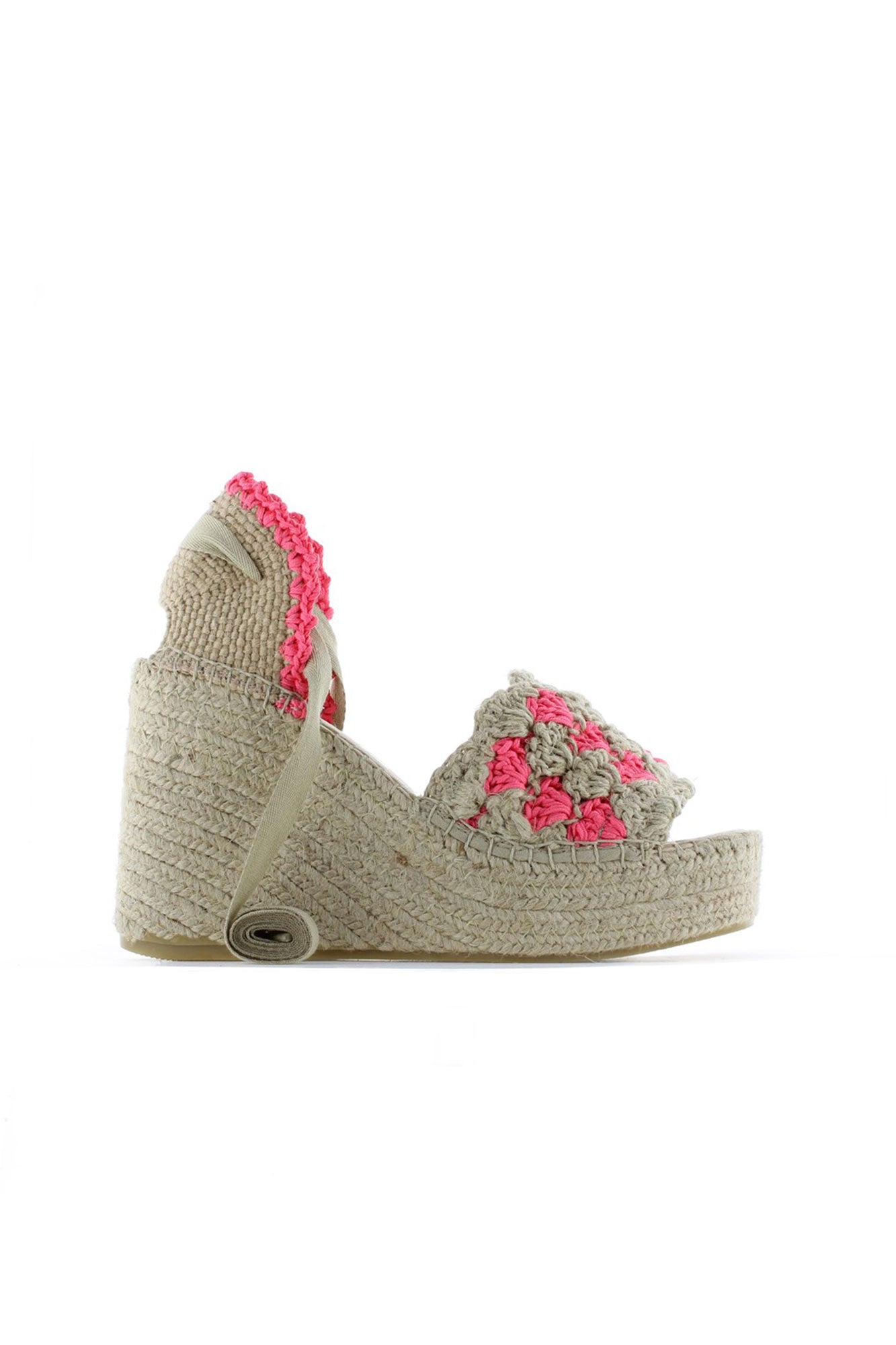 Sandalia cintas en ganchillo fluor fuxia