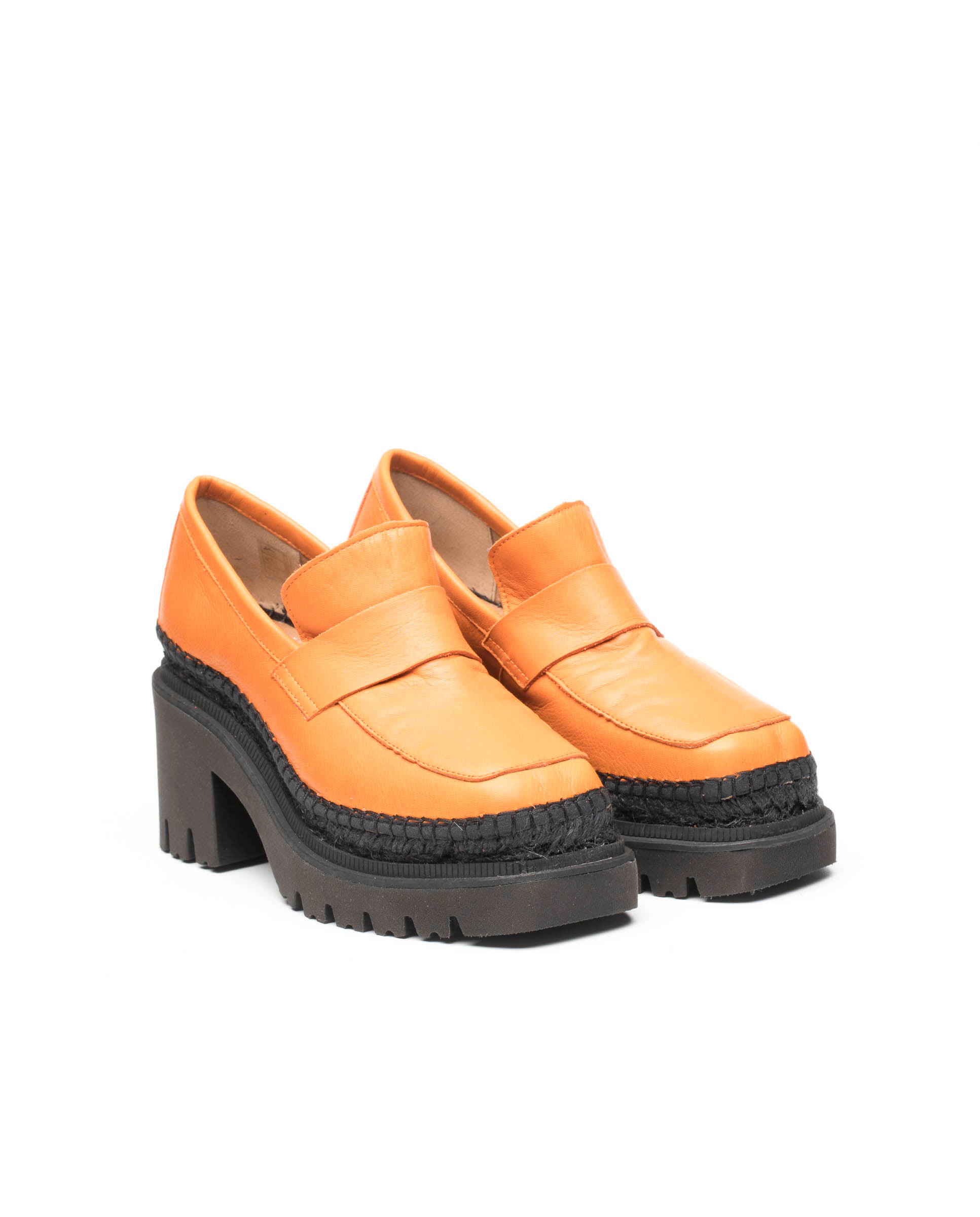Panteta orange velvet heeled loafer