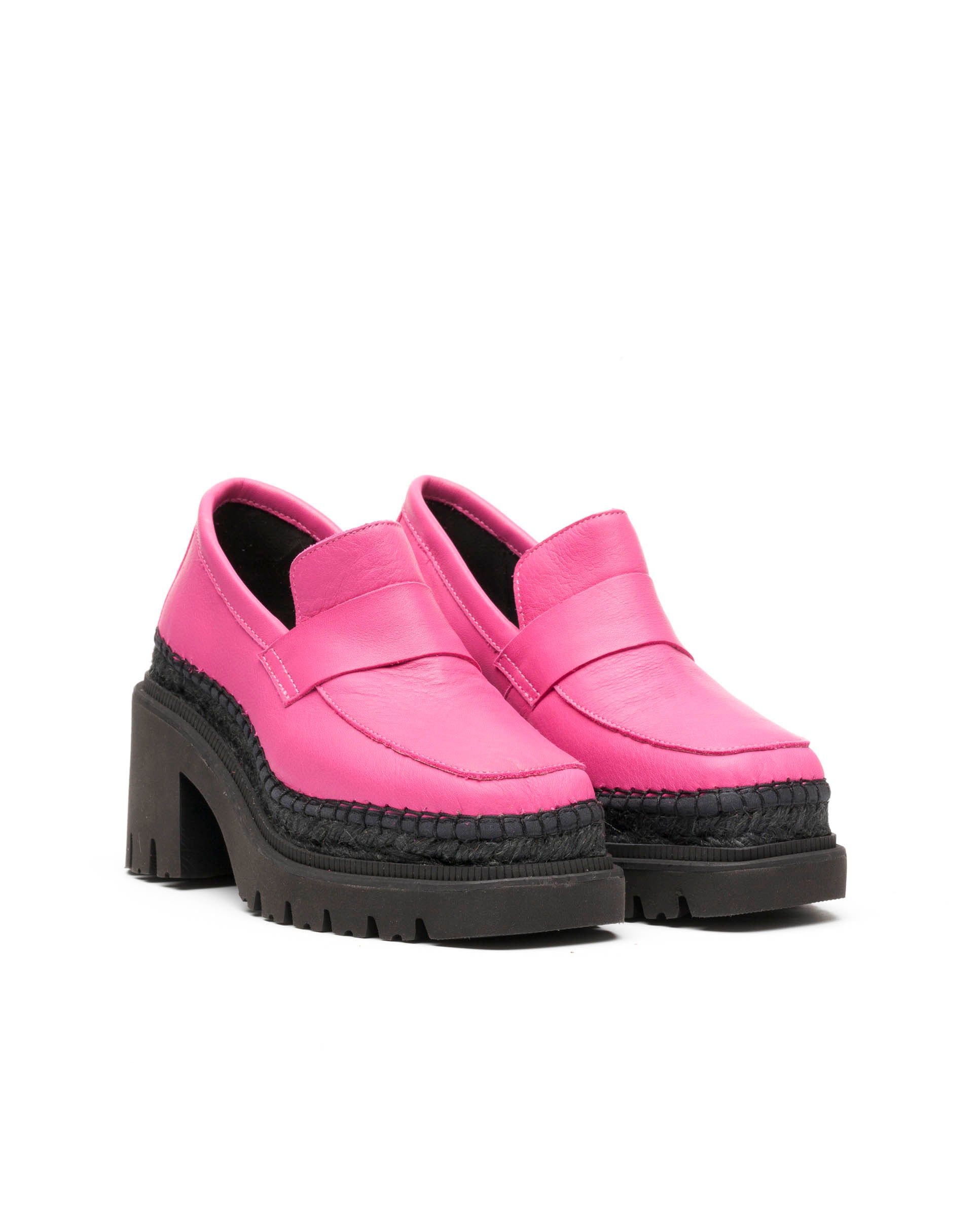 Panteta fuchsia velvet heeled loafer