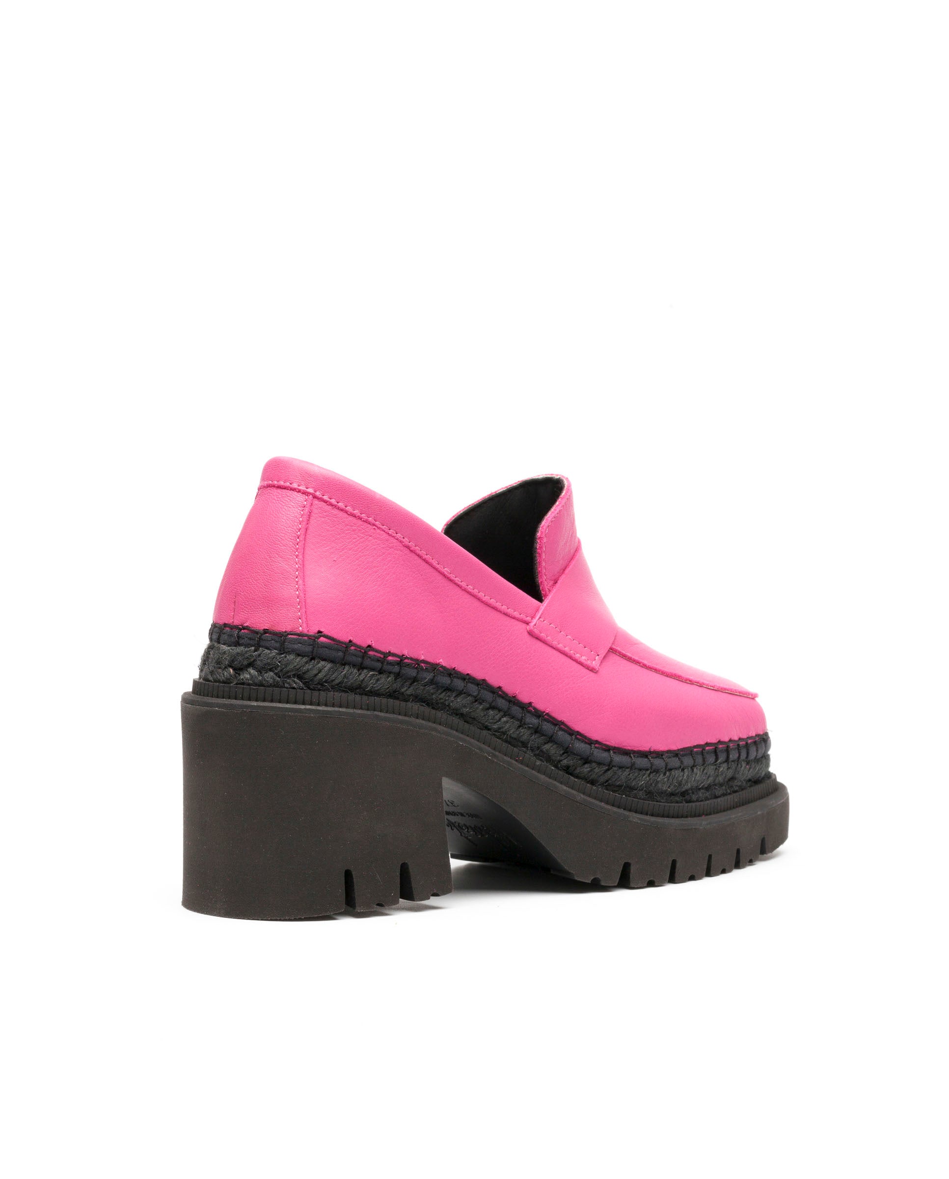 Panteta fuchsia velvet heeled loafer