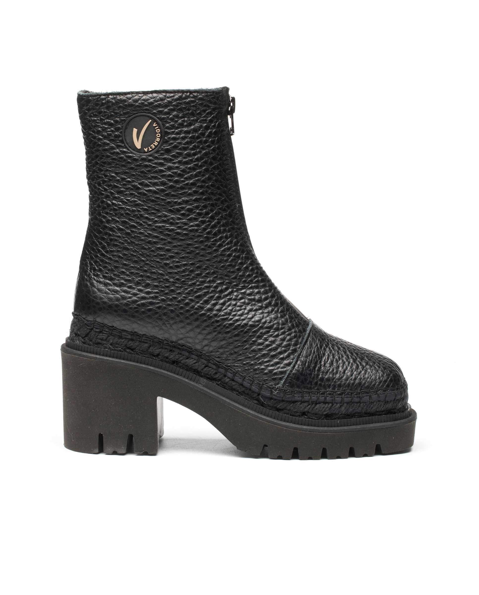 Panteta black bost boot