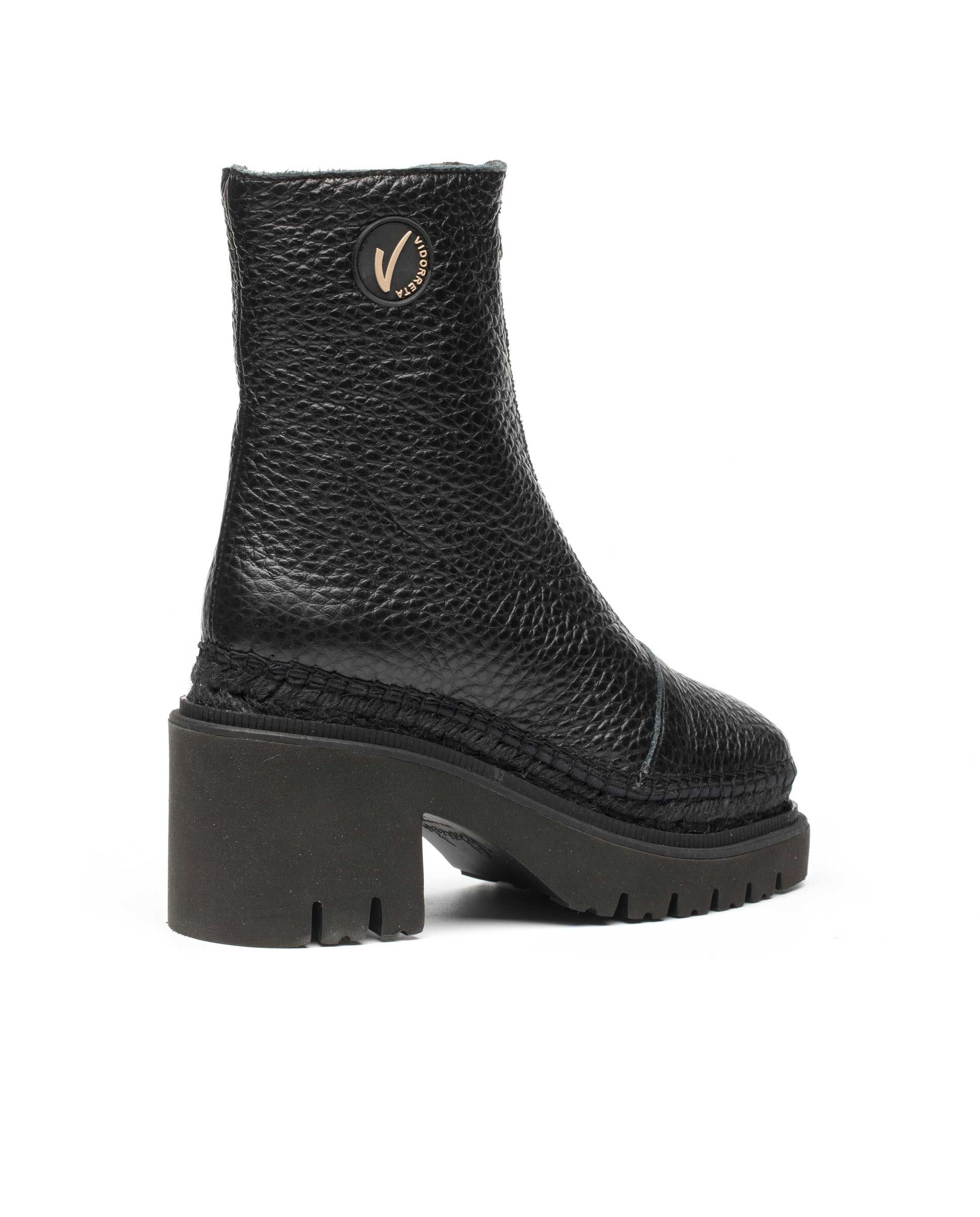 Panteta black bost boot
