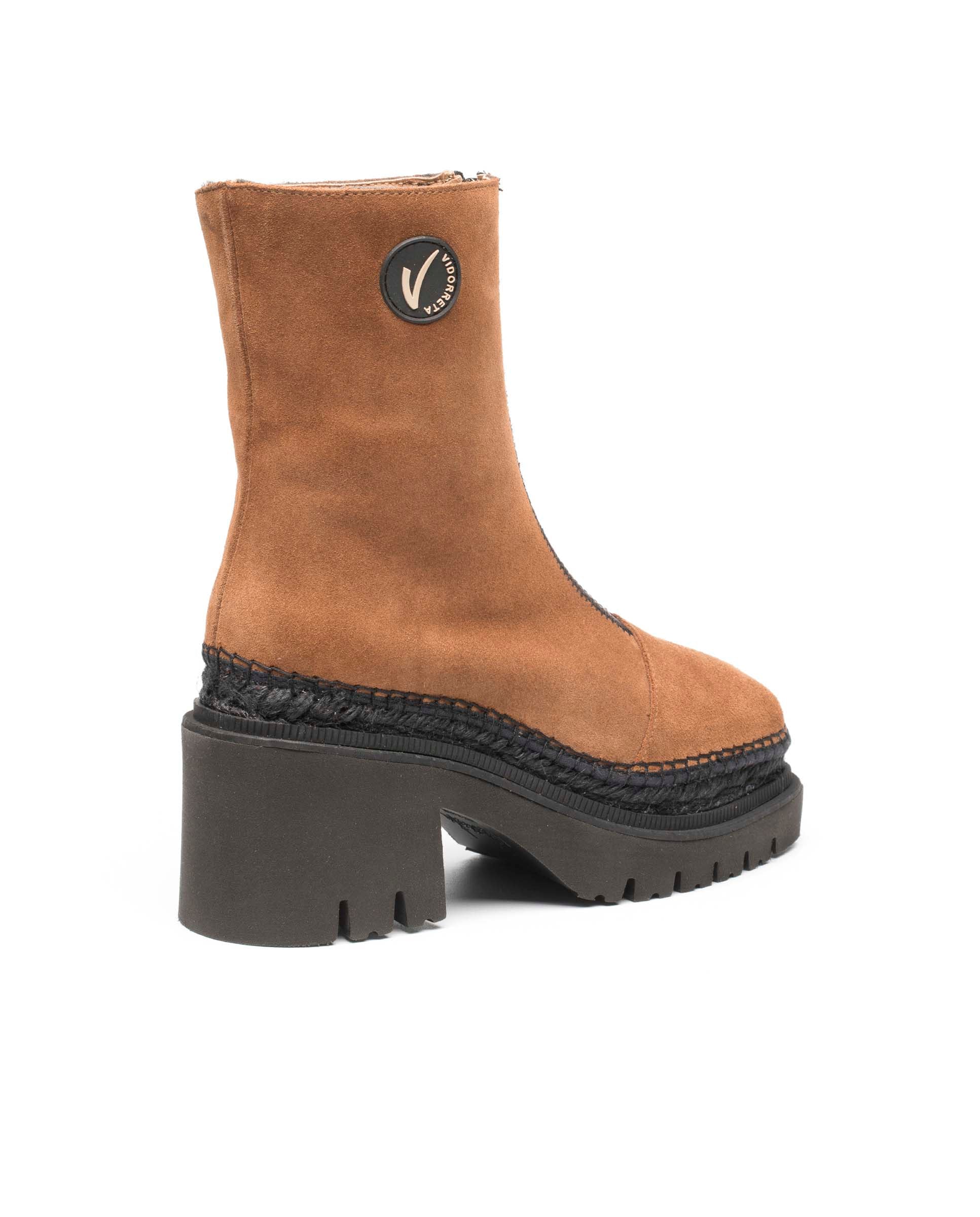 Panteta suede leather boot