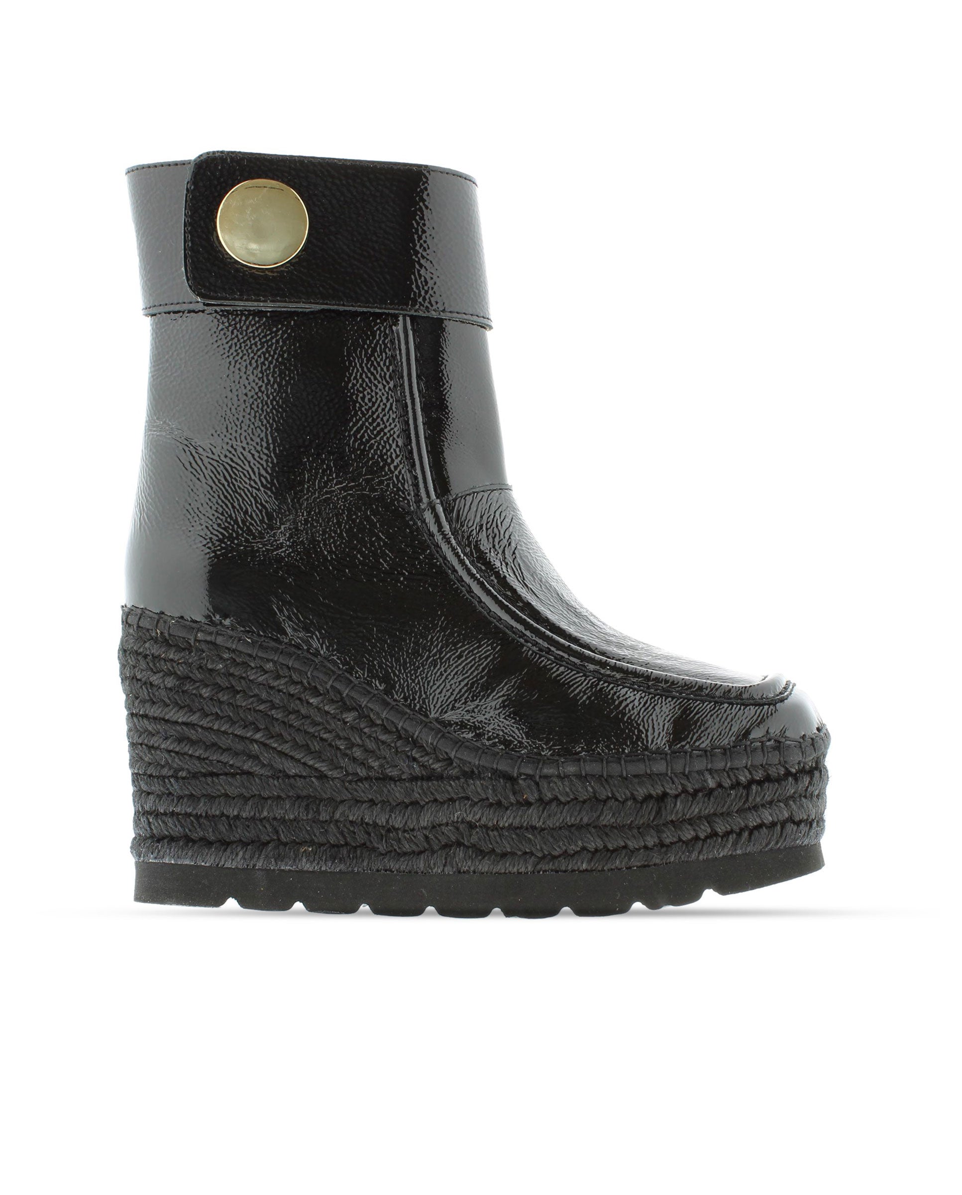 Black patent leather boot Cuba