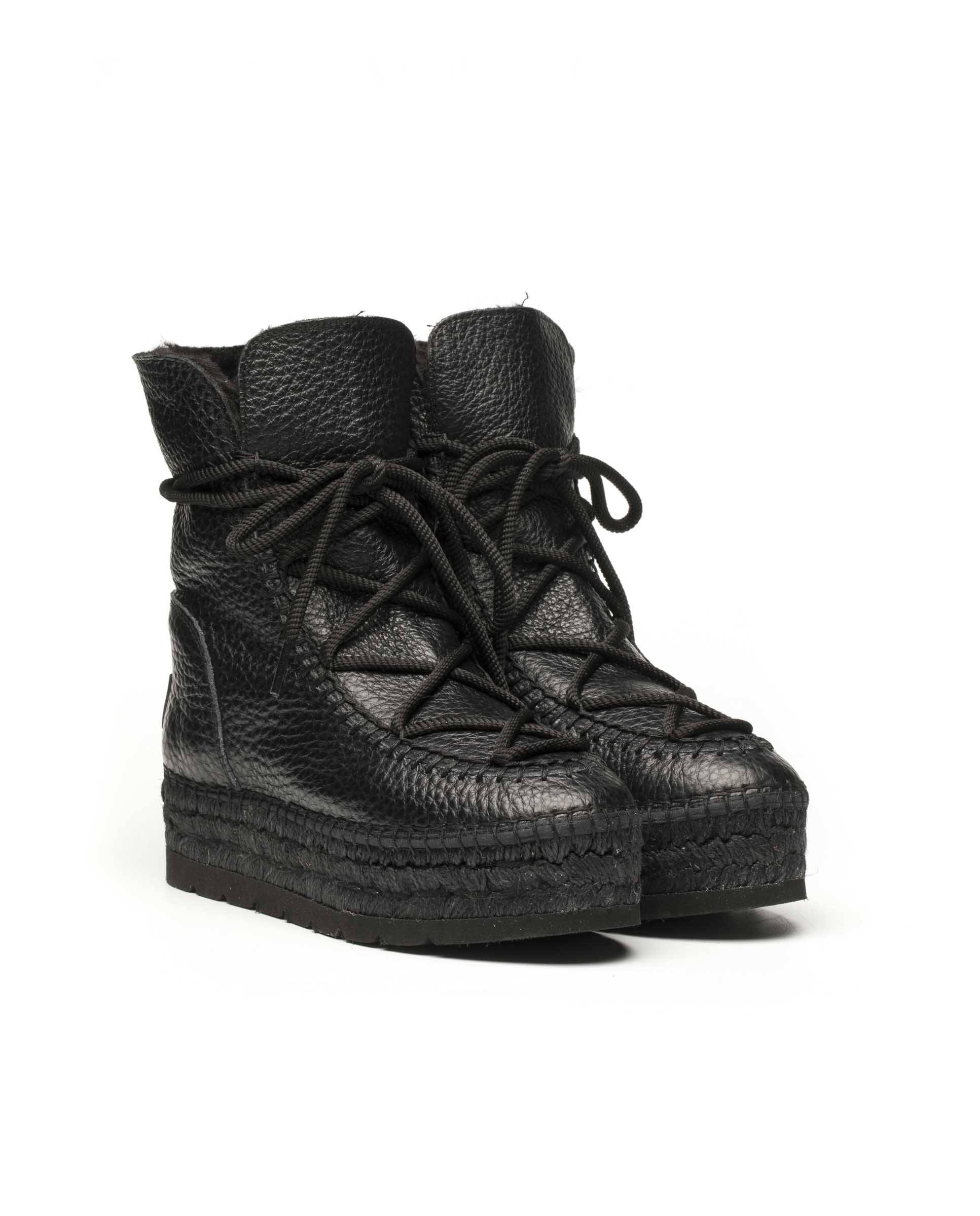 Botin plataforma en bost negro Merce Doble