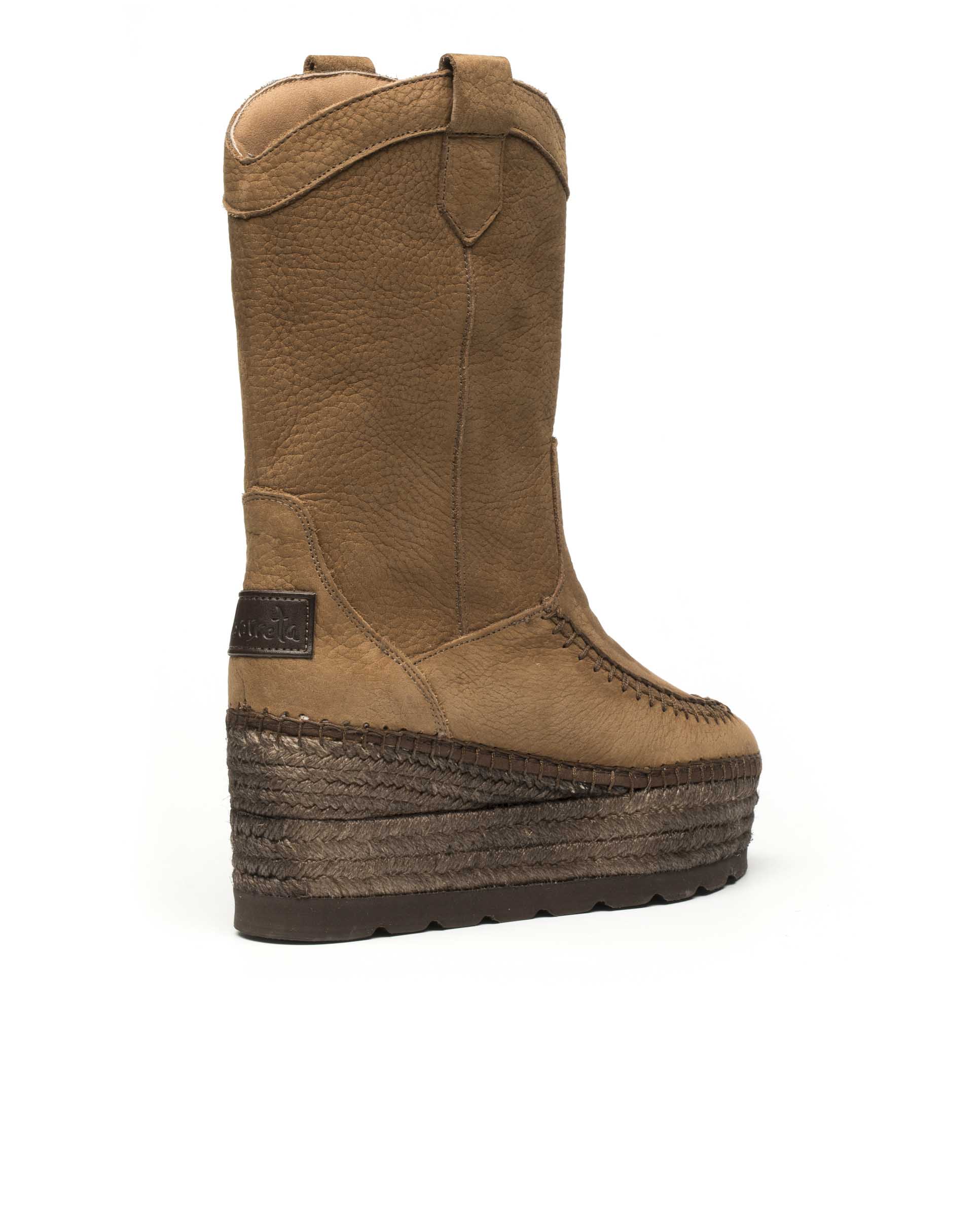 Cowboy boot in Crete earth nubuck