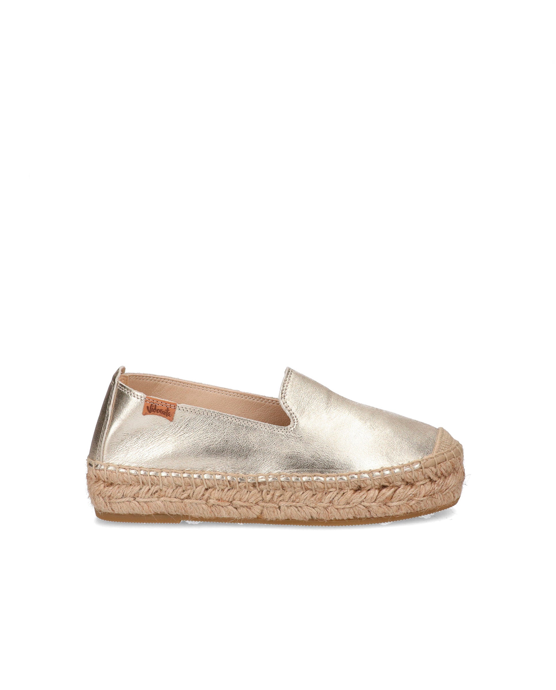 SLIPPER EN NAPA METAL PLATINO MERCE DOBLE