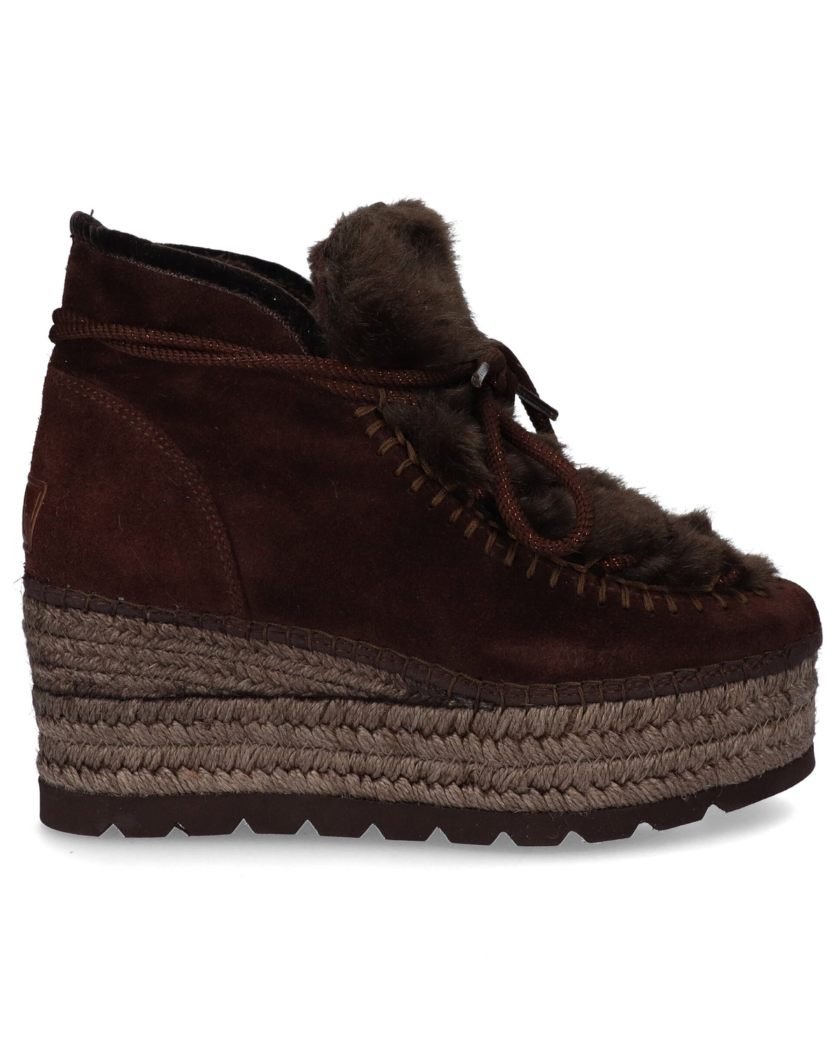 BOTA BAJA EN SERRAJE MARRÓN CRETA