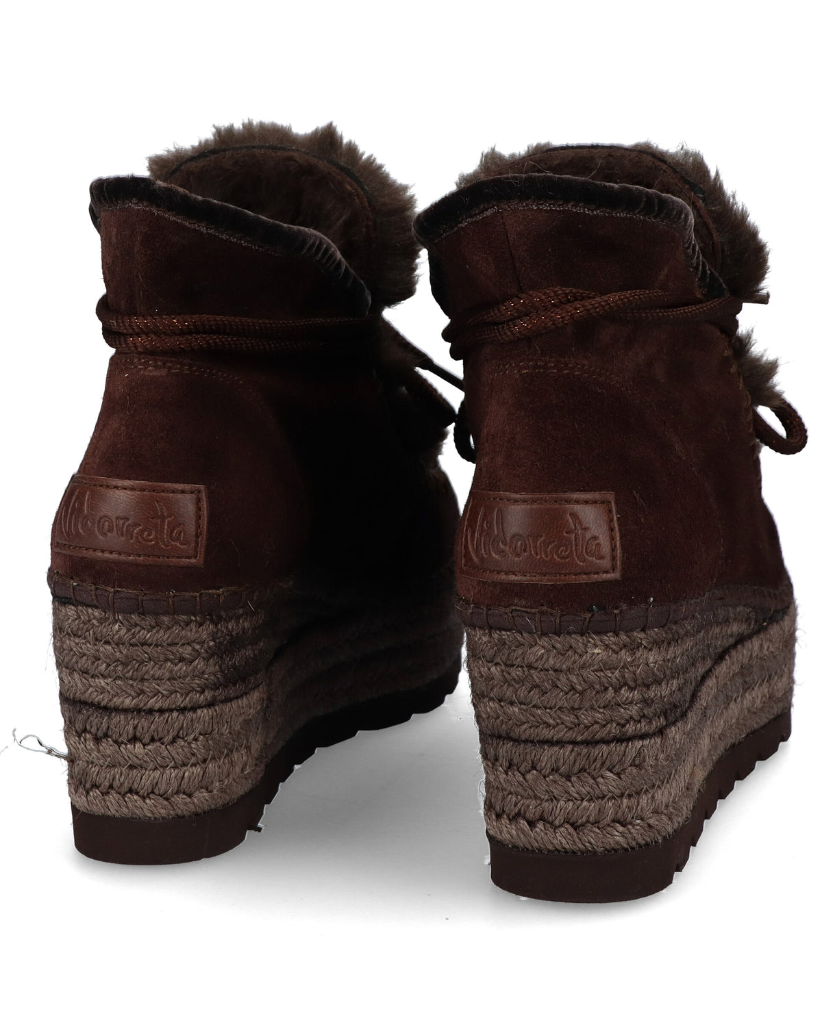 BOTA BAJA EN SERRAJE MARRÓN CRETA