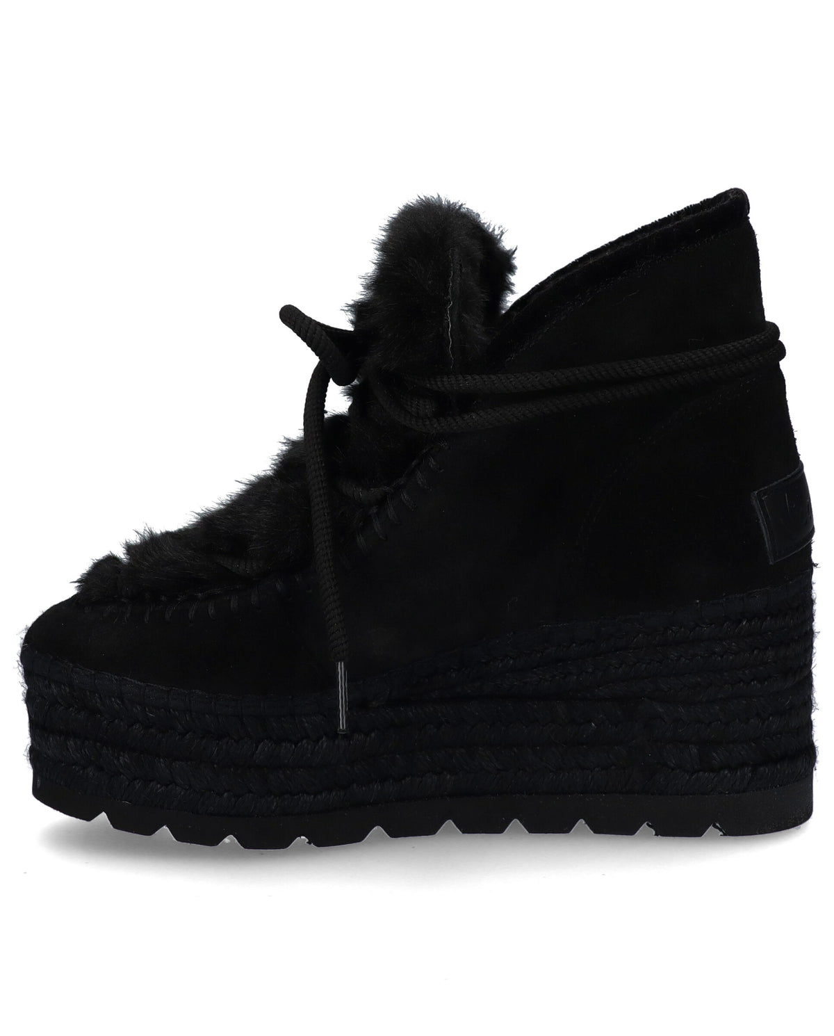 BOTA BAJA EN SERRAJE NEGRO CRETA