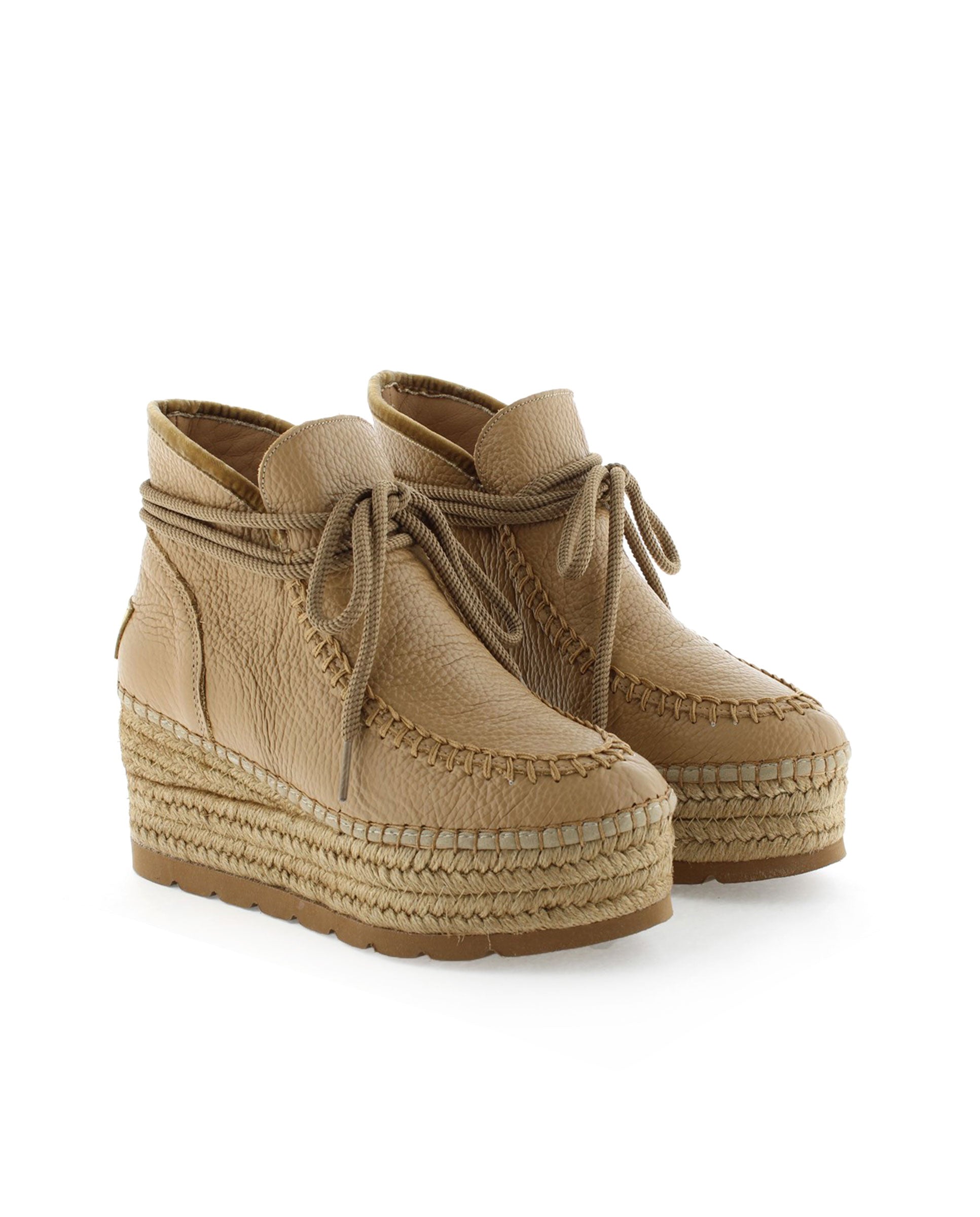 Low boot in camel Crete nappa