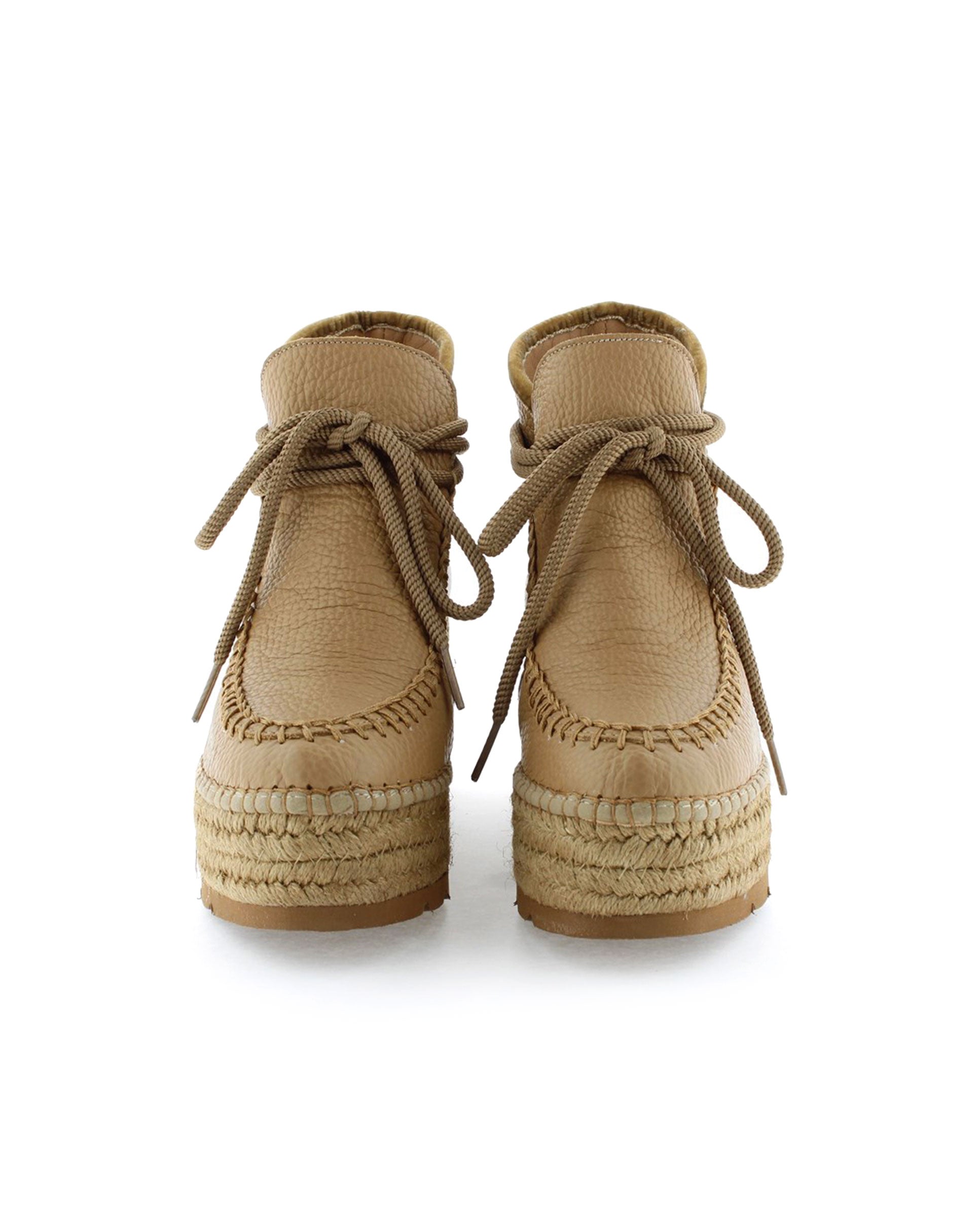 Low boot in camel Crete nappa