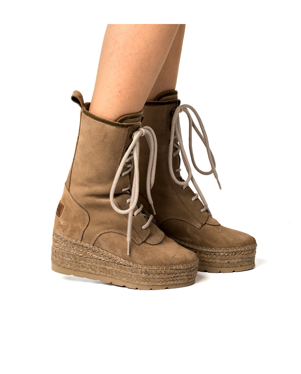 Bota militar en serraje taupe Creta