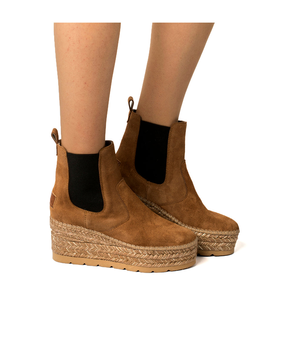 Botin Chelsea en serraje camel Creta